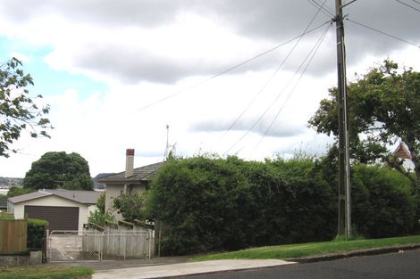 Photo of property in 16 Ryburn Road, Mount Wellington, Auckland, 1062