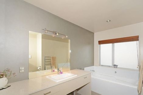 Photo of property in 6 Pempsey Street, Silverstream, Upper Hutt, 5019