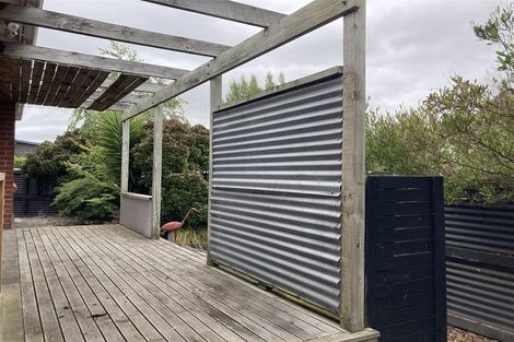 Photo of property in 12 Cambridge Road, Martinborough, 5711