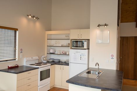 Photo of property in 19 Hamilton Drive, Lake Tekapo, 7999