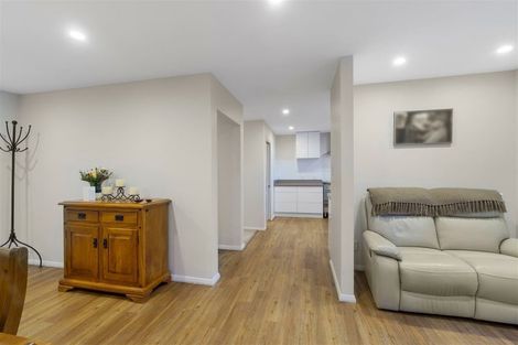 Photo of property in 139 Centaurus Road, Saint Martins, Christchurch, 8022