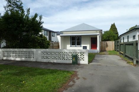 Photo of property in 10 Defoe Place, Waltham, Christchurch, 8023