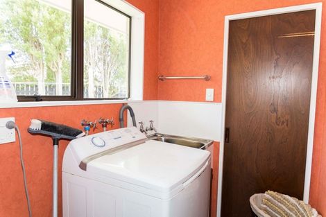 Photo of property in 4 Guinane Street, Dannevirke, 4930