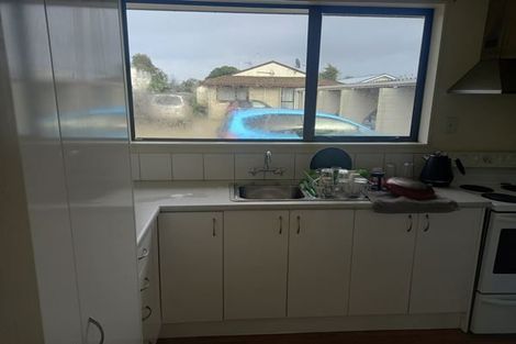 Photo of property in 2/145a Clarence Street, Riccarton, Christchurch, 8011