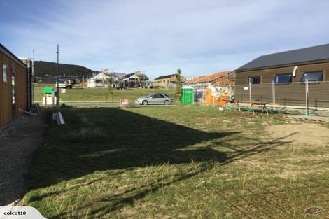 Photo of property in 16 Obelisk Street, Wanaka, 9305