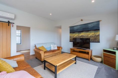 Photo of property in 9 Tauhou Place, Waikanae, 5036