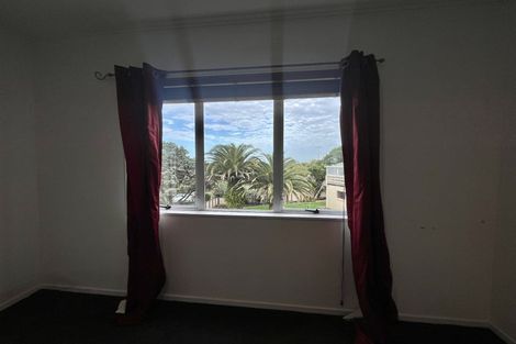 Photo of property in 103b Redoubt Road, Goodwood Heights, Auckland, 2105