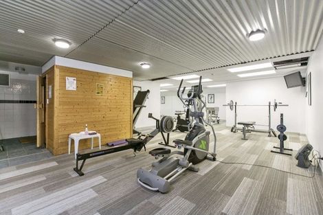 Photo of property in Anchorage Apartments, 221/36 Victoria Road, Mount Maunganui, 3116