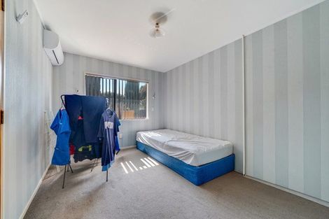 Photo of property in 1/3 Kelvin Road, Papakura, 2110