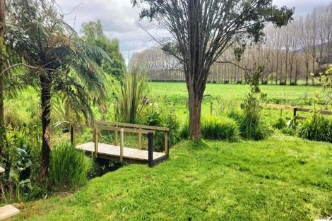 Photo of property in 806 Pohangina Road, Ashhurst, 4884