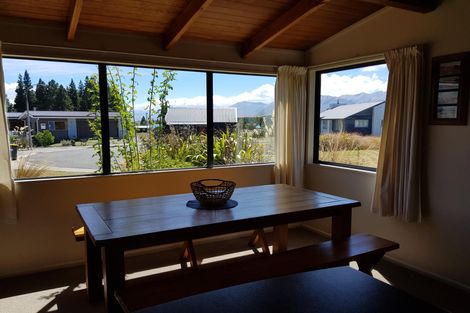 Photo of property in 19 Hamilton Drive, Lake Tekapo, 7999