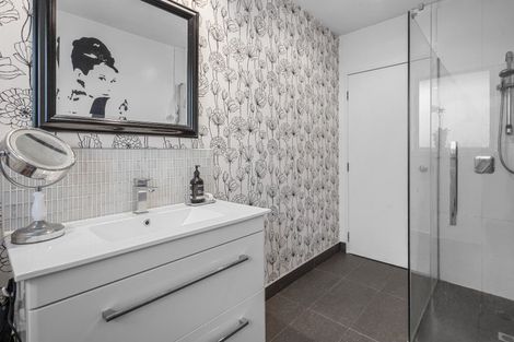 Photo of property in 1/15 Tudor Avenue, Ilam, Christchurch, 8041