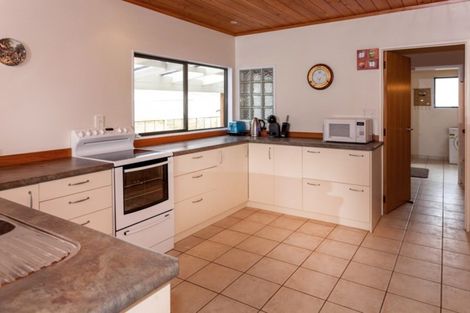 Photo of property in 54 Riverview Road, Cooks Beach, Whitianga, 3591