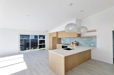 Photo of property in 4 Julie Lane, Papamoa, 3118