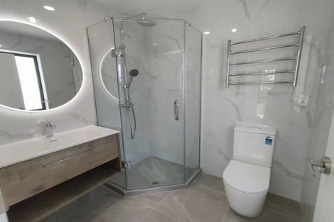 Photo of property in 26 Golfland Drive, Golflands, Auckland, 2013