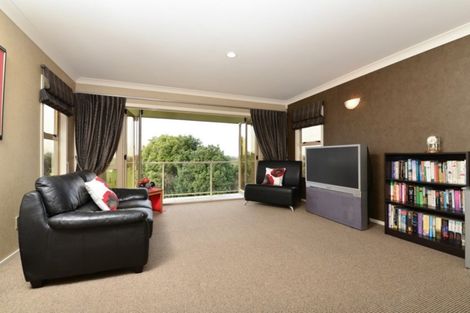 Photo of property in 18 Gilbert Court, Rototuna, Hamilton, 3210