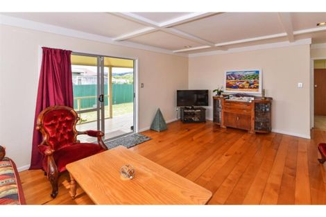 Photo of property in 30 Cordyline Road, Port Waikato, Tuakau, 2695