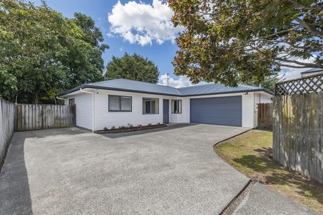 Photo of property in 23a Grove Road, Papakura, 2110