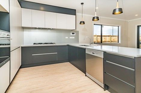 Photo of property in 309 Pinecrest Drive, Gulf Harbour, Whangaparaoa, 0930