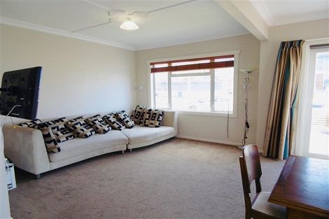 Photo of property in 9 Beach Street, Fitzroy, New Plymouth, 4312