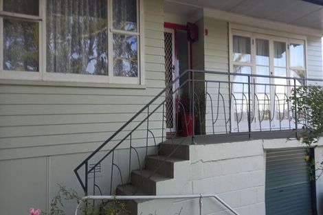 Photo of property in 9 Nandana Drive, Glen Eden, Auckland, 0602
