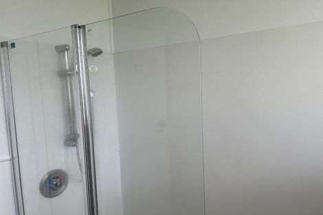 Photo of property in 17 Bristol Crescent, Roslyn, Palmerston North, 4414