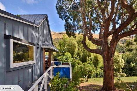 Photo of property in 18 Evans Pass Road, Sumner, Christchurch, 8081