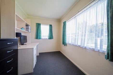 Photo of property in 50 Lismore Street, Merrilands, New Plymouth, 4312
