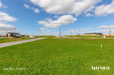 Photo of property in 30 Taahunui Rise, Peacocke, Hamilton, 3206