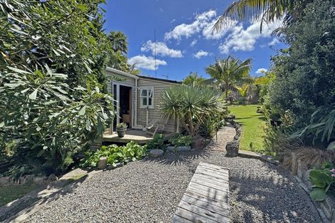 Photo of property in 2/54 Killarney Avenue, Torbay, Auckland, 0630