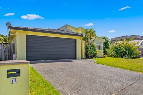 Photo of property in 11 Avion Terrace, Raumati Beach, Paraparaumu, 5032