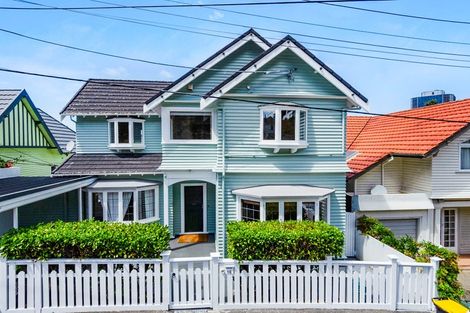 Photo of property in 16 Burnell Avenue, Thorndon, Wellington, 6011