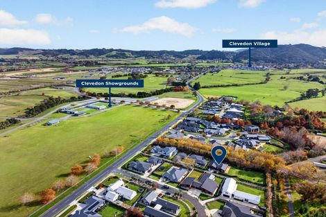 Photo of property in 122c Monument Road, Clevedon, 2582