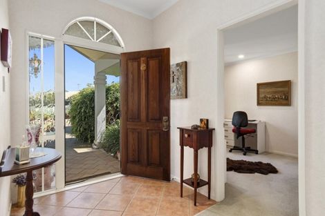 Photo of property in 27 Orange Lane, Bethlehem, Tauranga, 3110