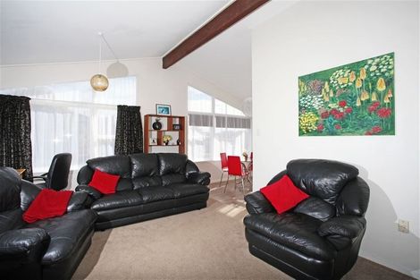 Photo of property in 16 Churchill Street, Pukekohe, 2120