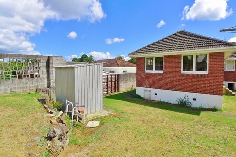 Photo of property in 14 Fairleigh Avenue, Mount Albert, Auckland, 1025