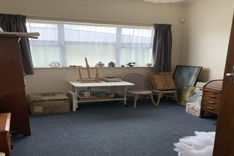 Photo of property in 18 Dunstan Street, Otaki, 5512