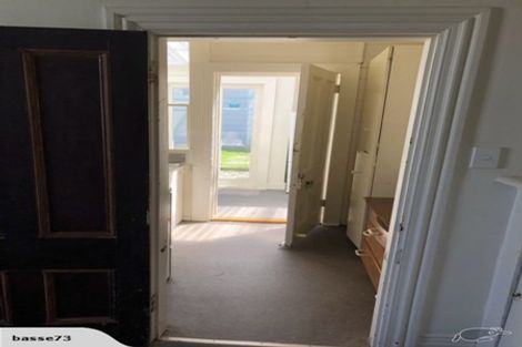 Photo of property in 184 Tasman Street, Mount Cook, Wellington, 6021