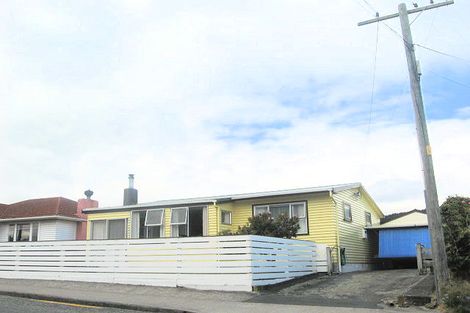 Photo of property in 148 Wellington Road, Paekakariki, 5034