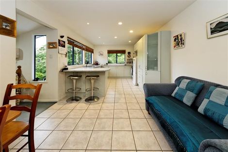 Photo of property in 35 Chamari Close, Titirangi, Auckland, 0604