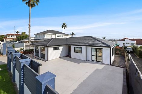 Photo of property in 55 Somerville Road, Somerville, Auckland, 2014