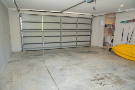 Photo of property in 31 Eagles Way, Cable Bay, 0420