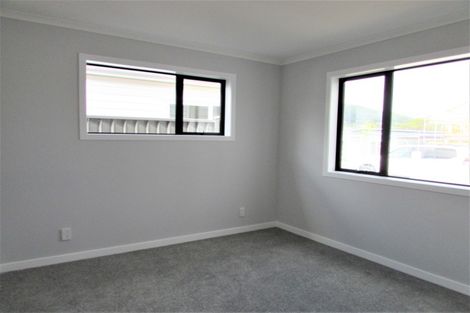 Photo of property in 26 Karearea Avenue, Kenepuru, Porirua, 5022