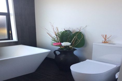 Photo of property in 28 Tara Crescent, Woodend, 7610