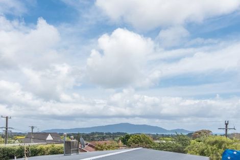 Photo of property in 87 Winara Avenue, Waikanae, 5036