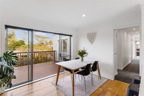 Photo of property in 31 Cockle Bay Road, Cockle Bay, Auckland, 2014