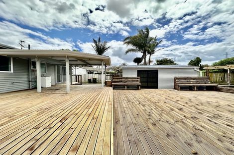 Photo of property in 54 Edgewater Drive, Pakuranga, Auckland, 2010