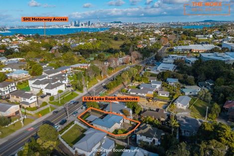 Photo of property in 1/84 Lake Road, Northcote, Auckland, 0627