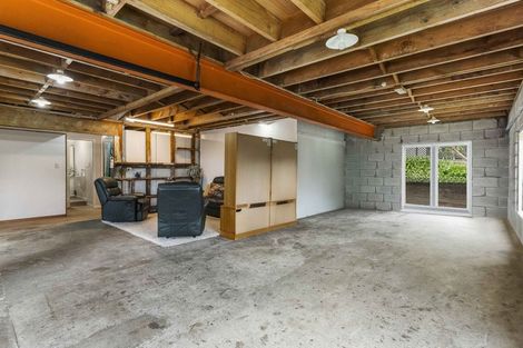 Photo of property in 29 Braemar Road, Castor Bay, Auckland, 0620