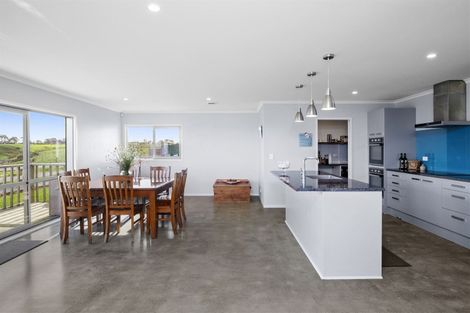 Photo of property in 48 Hatton Road, Awhitu, Waiuku, 2684